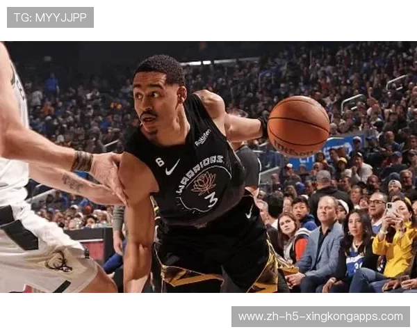 勇士替补席爆发，普尔表现抢眼，勇士球员普洱